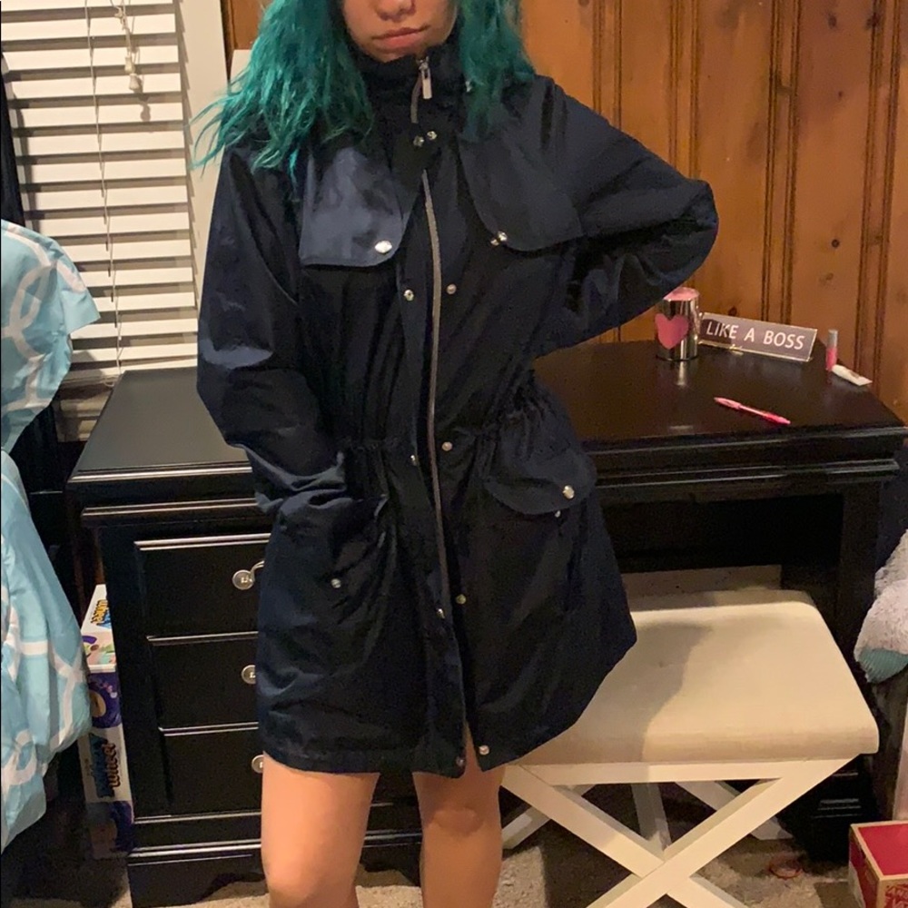 Rain coat
